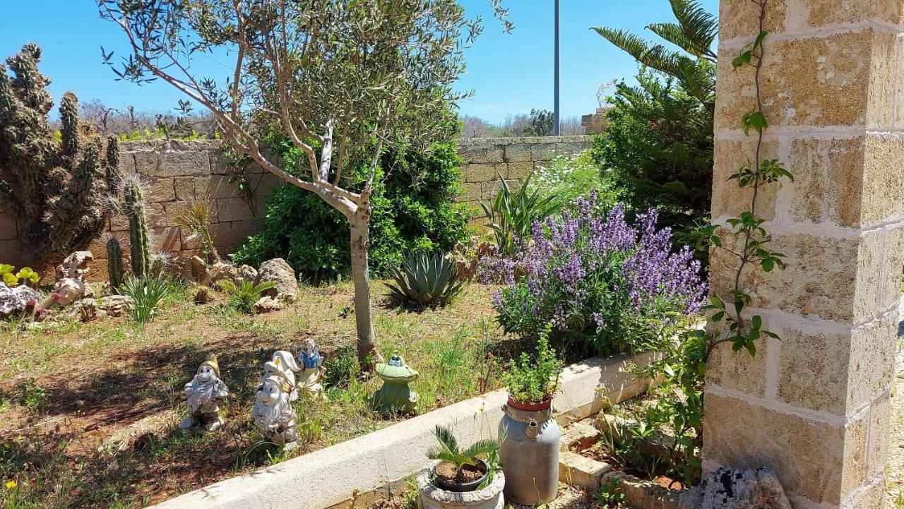 Oniro Specchia Bed & Breakfast Exterior foto